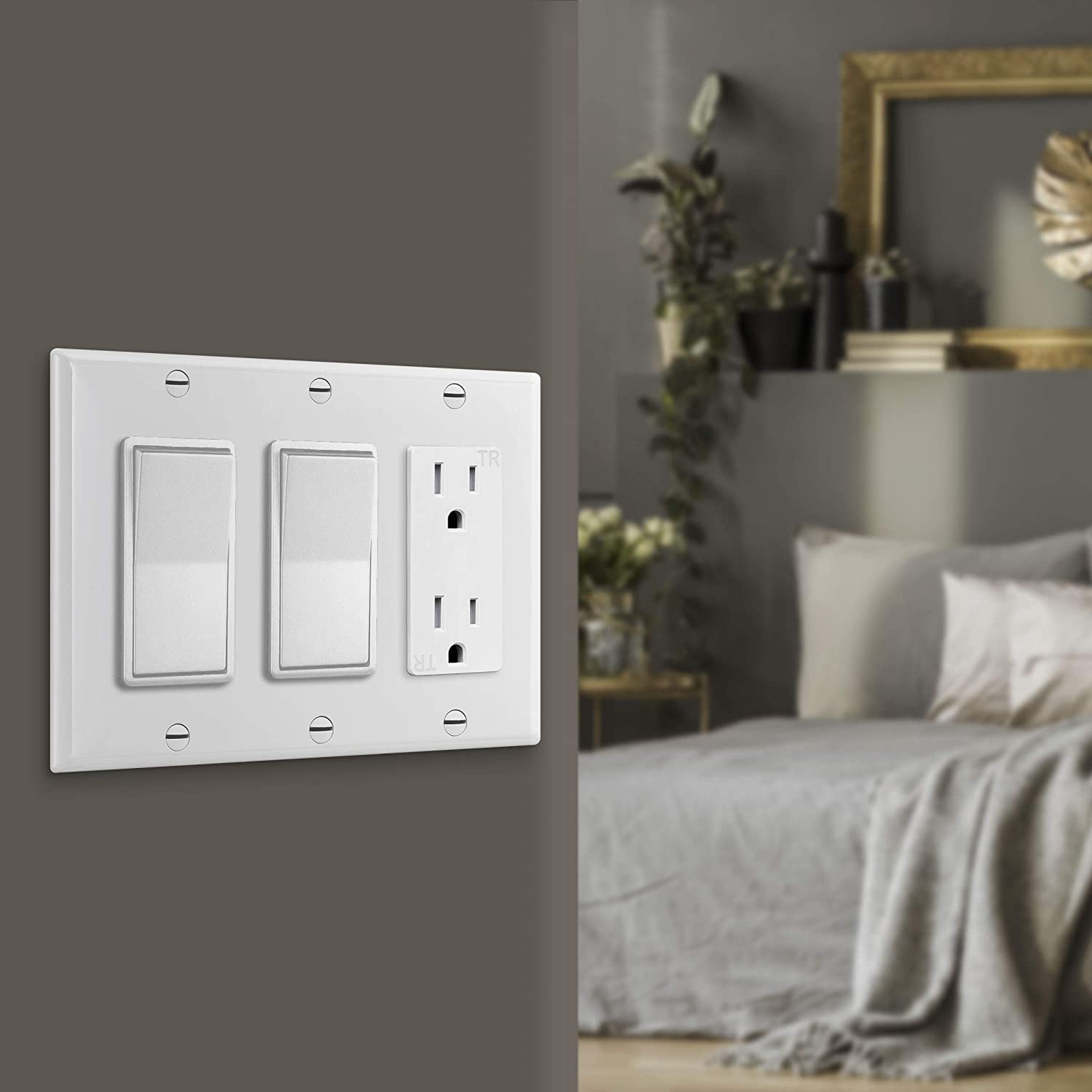 3-Gang Decorator/GFCI Outlet Wall Plate